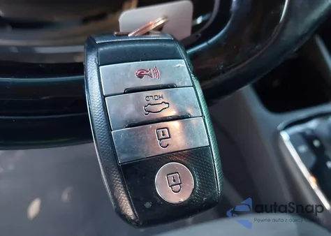 2017 Kia Forte S from USA, damaged, VIN 3KPFL4A7XHE153914